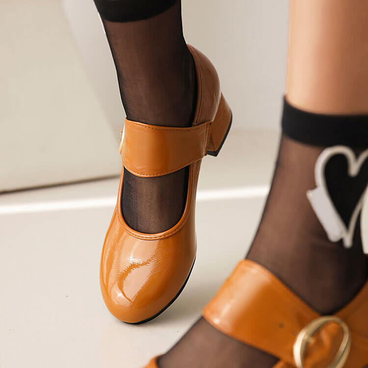 Vintage-Riemchenpumps für Damen: Feminine Eleganz mit Retro-Flair