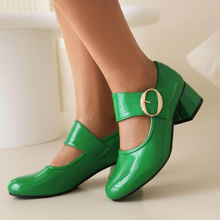 Vintage-Riemchenpumps für Damen: Feminine Eleganz mit Retro-Flair