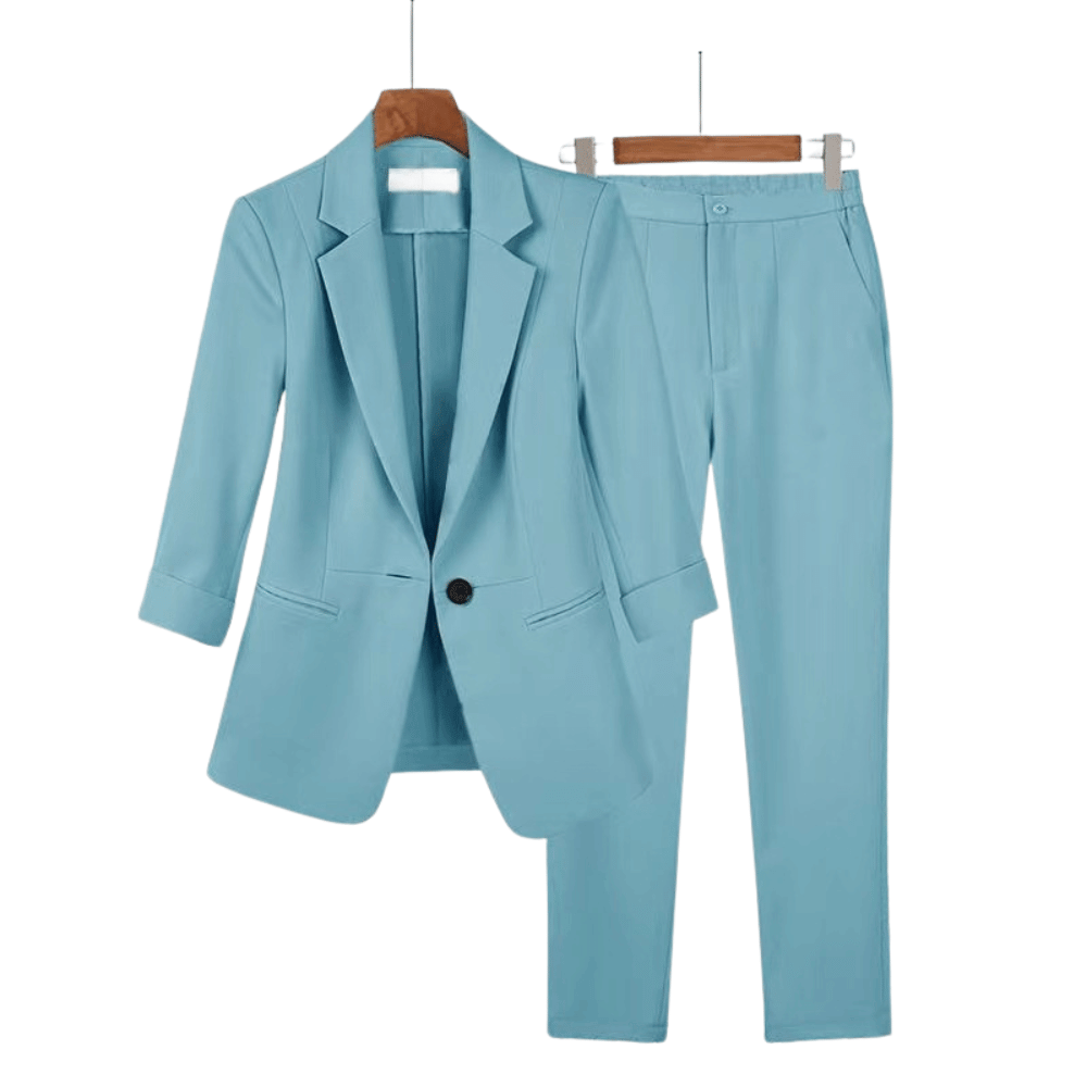 Eleganter Damen-Anzug: Klassisch & Selbstbewusst