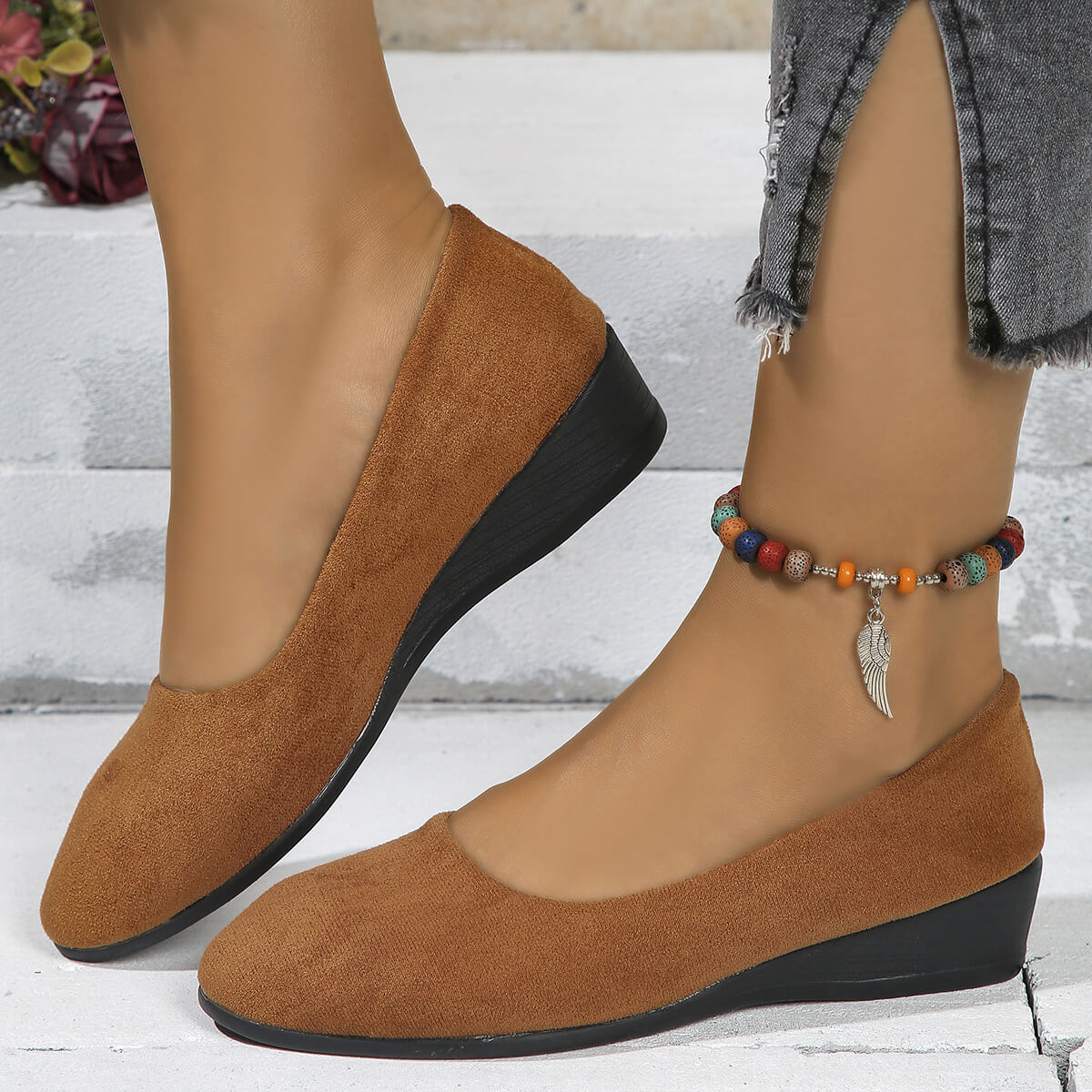 Bequeme Danen Ballerinas mit Keilabsatz: Schlichte Eleganz & Komfort