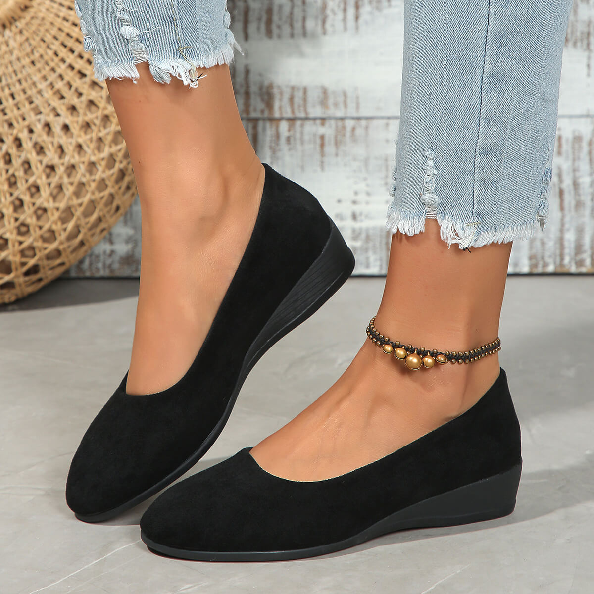 Bequeme Danen Ballerinas mit Keilabsatz: Schlichte Eleganz & Komfort