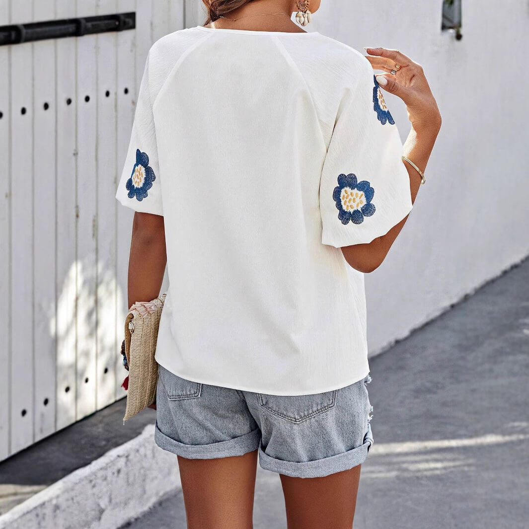 Bestickte Bluse für Damen: Boho-Vibes mit luftigem Komfort