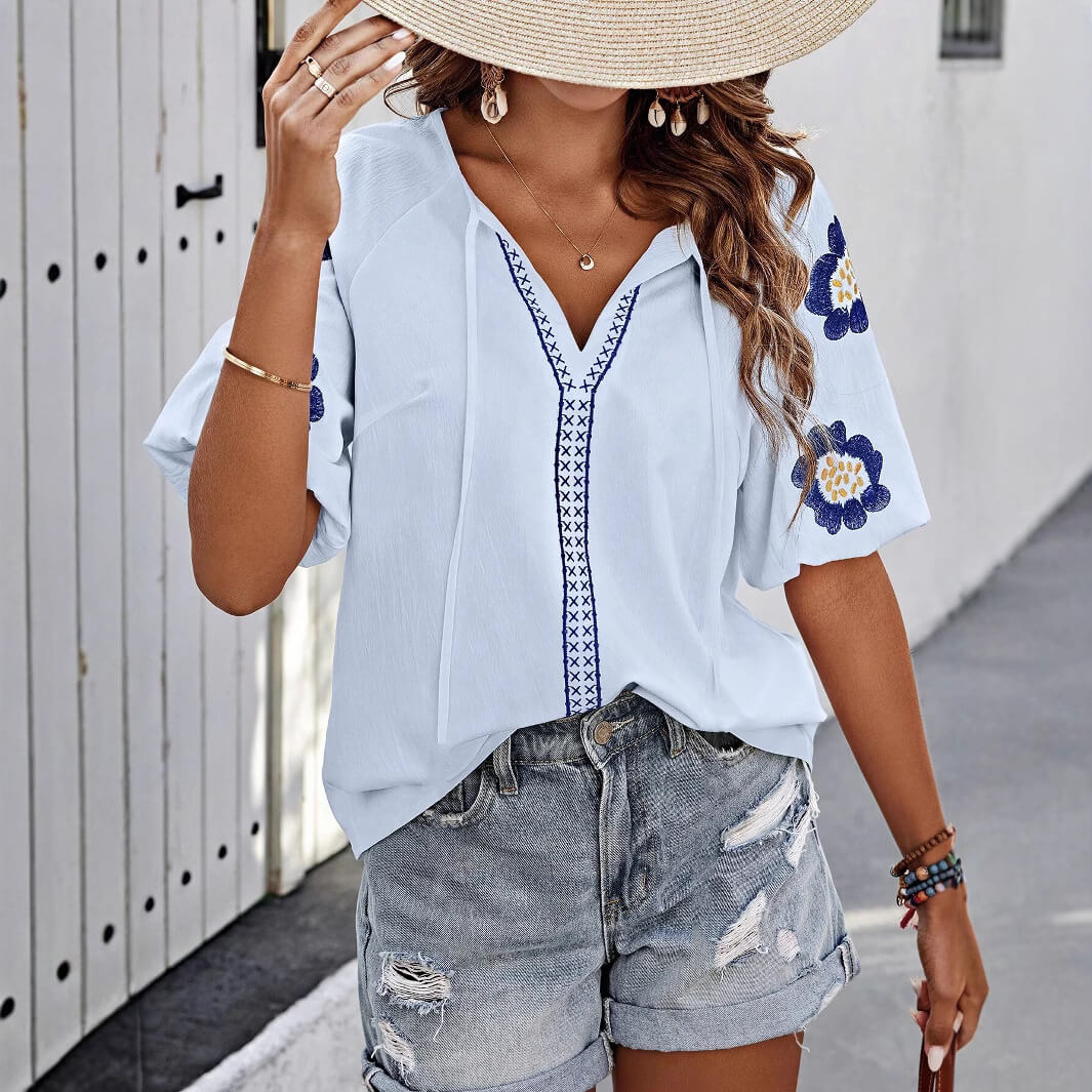 Bestickte Bluse für Damen: Boho-Vibes mit luftigem Komfort