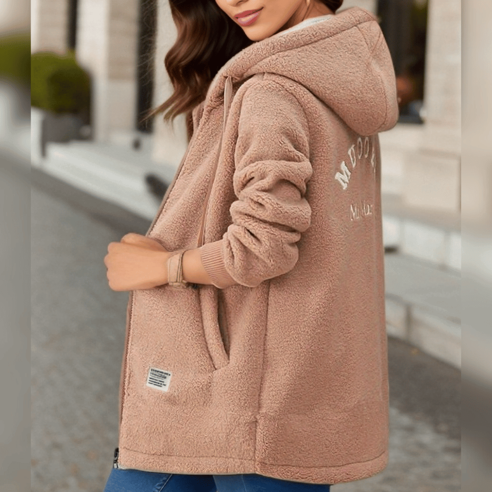 Kuschelige Damenjacke: Stil trifft auf Komfort