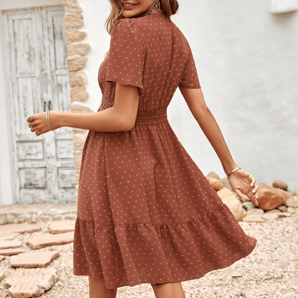 Elegantes Damen Kleid mit V-Ausschnitt: Luftig & bequem