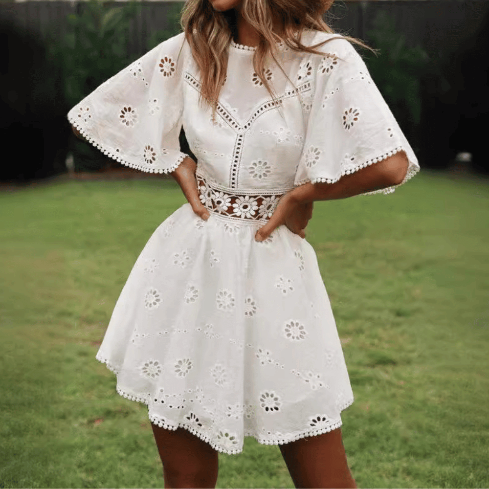 Luftiges Damen Sommerkleid mit Lochstickerei: Romantik trifft Leichtigkeit