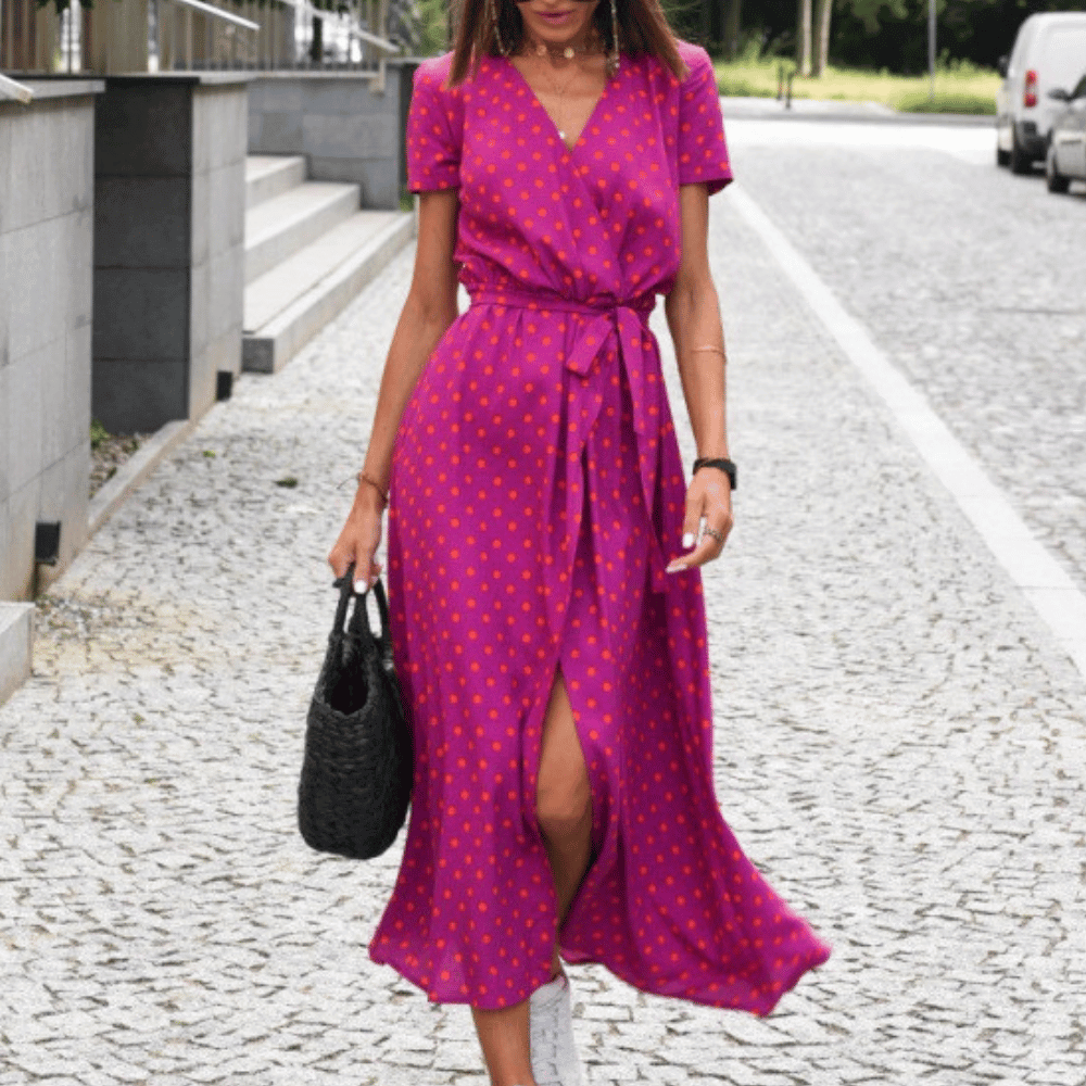 Sommerliches Damenkleid mit floralem Muster – Leicht & stilvoll