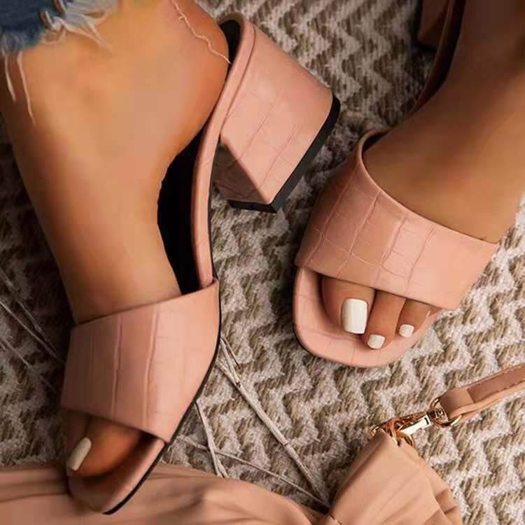Elegante Damen Mules mit Blockabsatz: Komfort trifft Stil