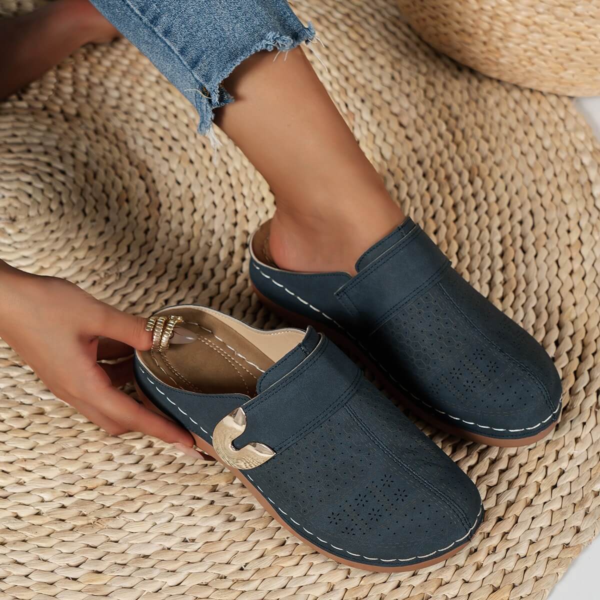 Bequeme Pantoletten für Damen: Komfort trifft auf raffiniertes Design