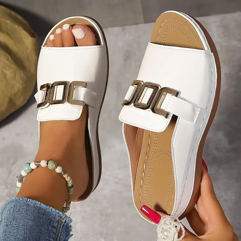 Elegante Pantoletten für Damen: Minimalistischer Chic & maximaler Komfort