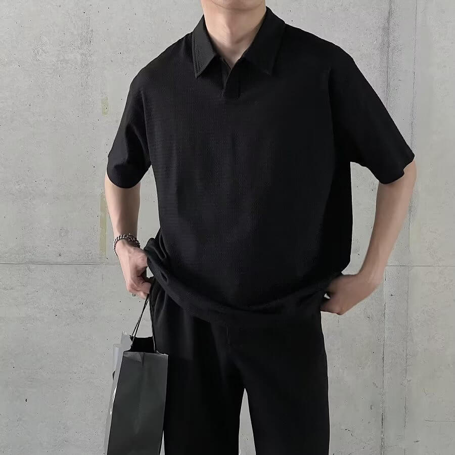 Minimalistisches Poloshirt für Herren: Schlichte Eleganz für jeden Tag