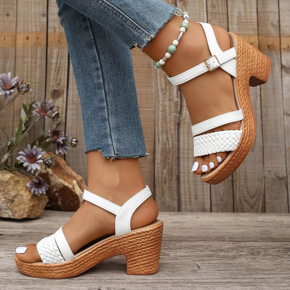 Geflochtene Damen Sandalen mit Blockabsatz – Sommerlicher Chic