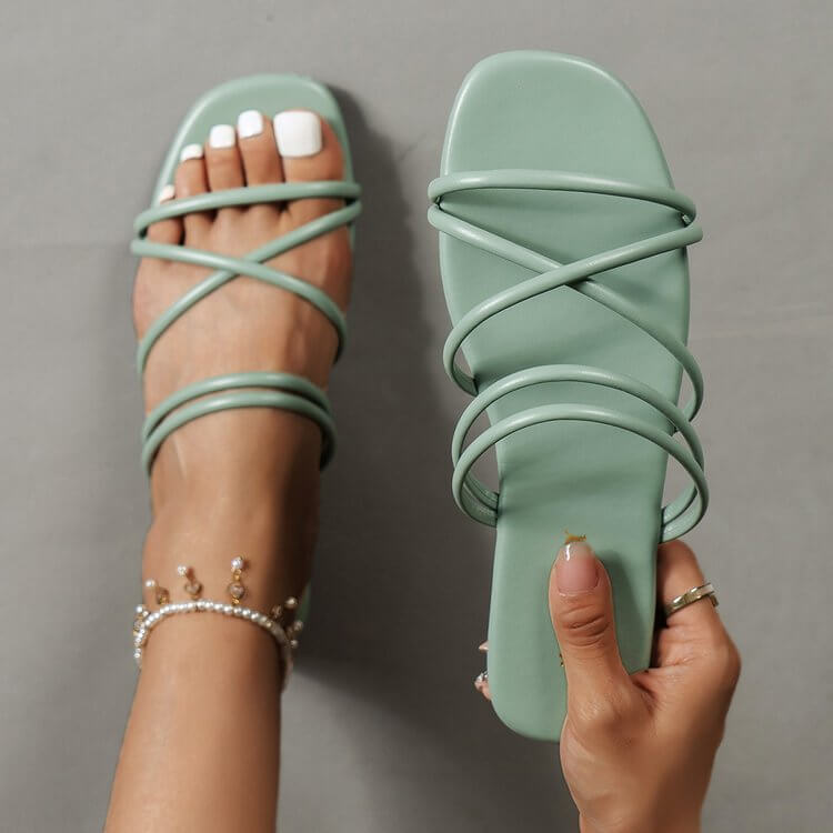 Elegante Riemchensandalen für Damen: Minimalistisch & modern