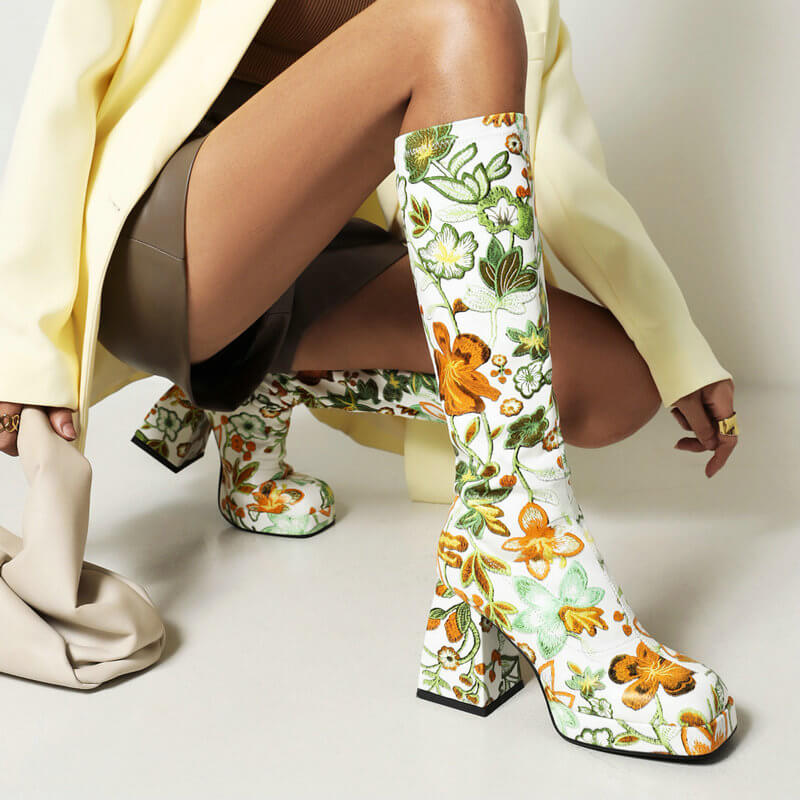 Florale Stiefel für Damen: Bequem & elegant