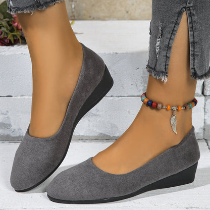 Bequeme Danen Ballerinas mit Keilabsatz: Schlichte Eleganz & Komfort