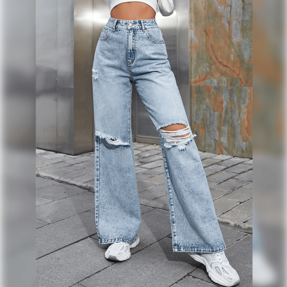 Weite Damen Jeans: Lässiger Schnitt trifft edgy Highlights