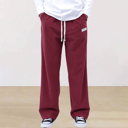 Lässige Herrenhose: Komfort trifft auf modernen Stil