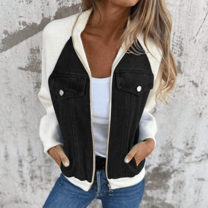 Sommerliche Damen Denim-Jacke mit Strickärmeln: Casual trifft Coolness