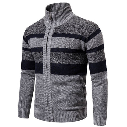 Herren-Strickjacke mit Reißverschluss und Streifenmuster
