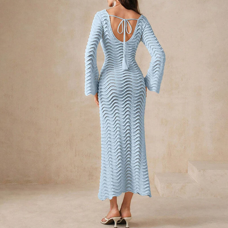 Bequemes Damen Strickkleid mit Wellenstruktur: Eleganz trifft Boho-Chic