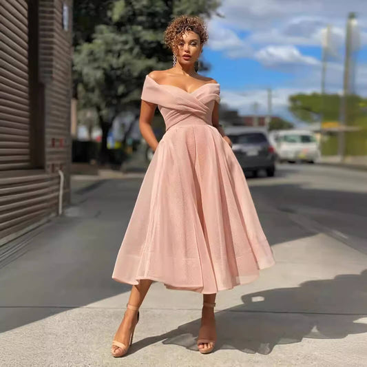 Bequemes Off-Shoulder-Midikleid für Damen: Eleganz & femininer Schwung