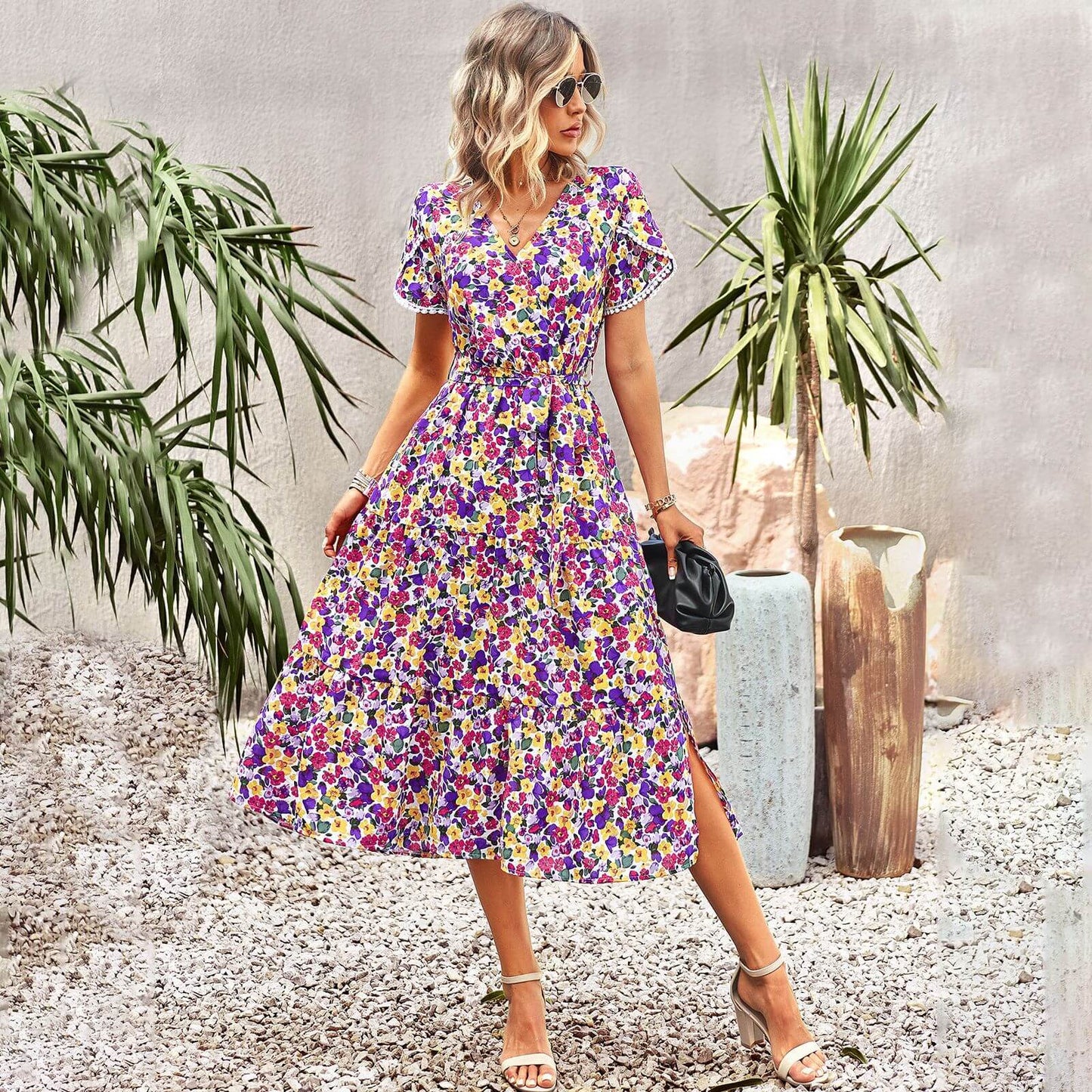Midi Damen Sommerkleid mit Bindegürtel: Elegant & erfrischend verspielt