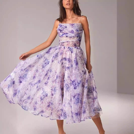 Verspieltes Midikleid für Damen: Florale Eleganz & sommerliche Leichtigkeit