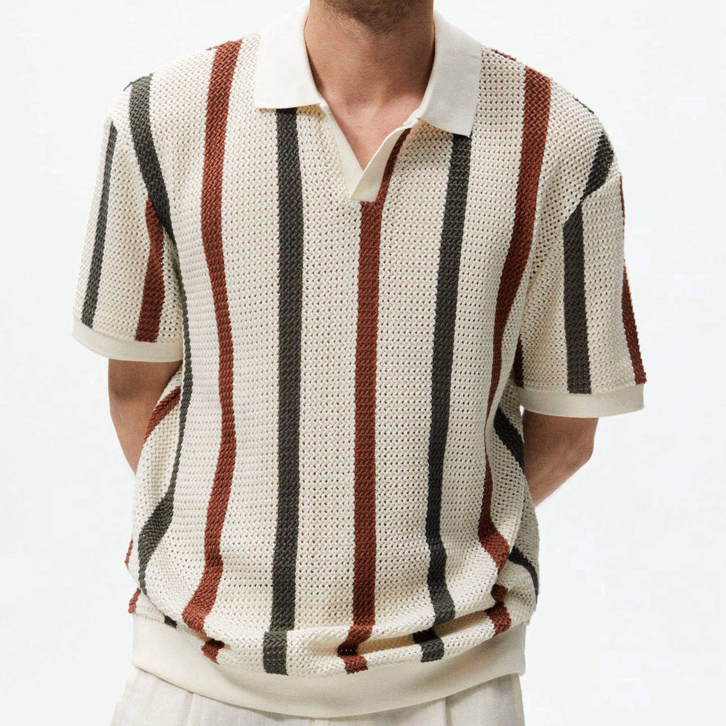 Gestreiftes Strick-Poloshirt für Herren: Retro & Stilvoll
