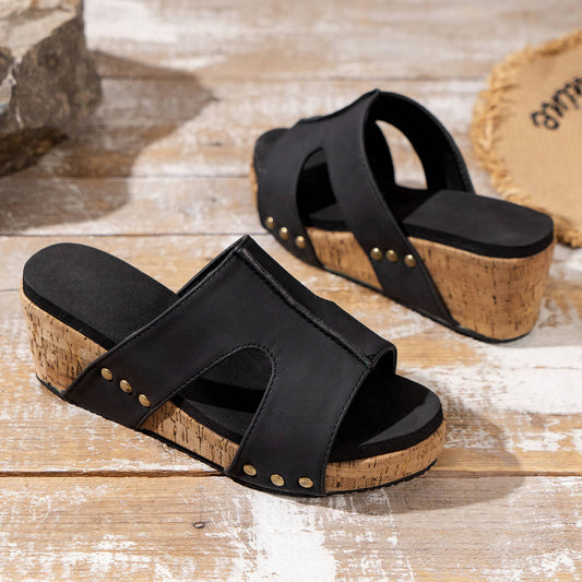 Trendige Keilsandalen für Damen: Bequemer Chic für den Sommer