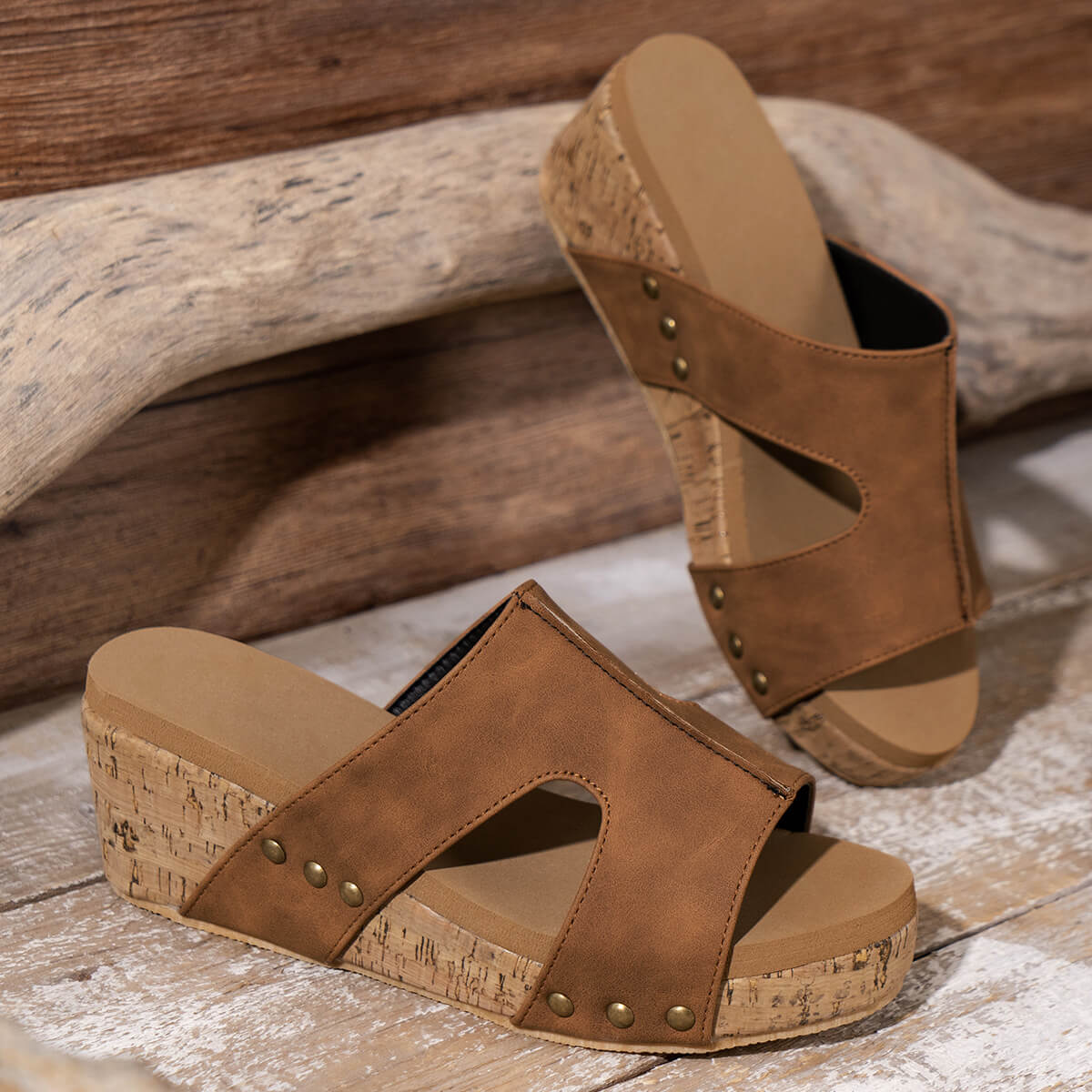 Trendige Keilsandalen für Damen: Bequemer Chic für den Sommer