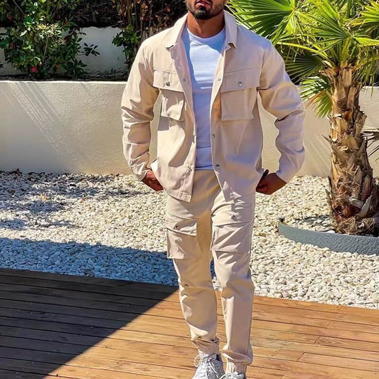 Zweiteiliges Set für Herren: Funktionalität trifft auf Streetstyle