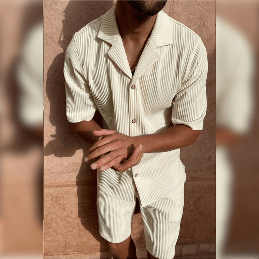 Zweiteiliges Set für Herren: Luftiger Komfort trifft minimalistischen Stil