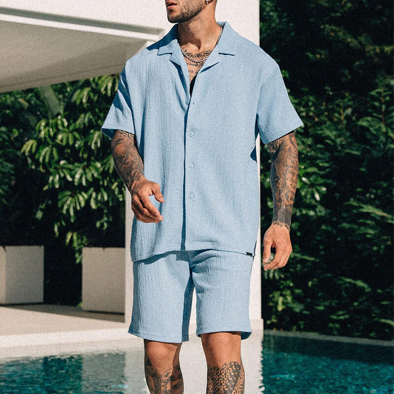 Zweiteiliges Set für Herren: Luftiger Style & sommerlicher Komfort