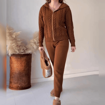 Bequemes Damen Strick-Set mit Kapuzenjacke – Kuschelig & Stilvoll
