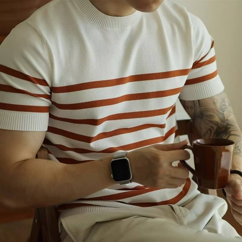 Gestreiftes Strick-T-Shirt für Herren: Stilvoll & Bequem