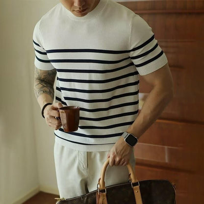 Gestreiftes Strick-T-Shirt für Herren: Stilvoll & Bequem
