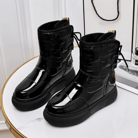 Stylische Winterstiefel für Damen: Glänzender Look trifft warme Funktionalität