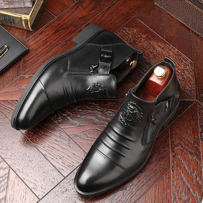 Edle Herren-Stiefeletten mit Löwen-Emblem – Stil & Charakter