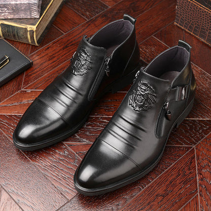 Edle Herren-Stiefeletten mit Löwen-Emblem – Stil & Charakter