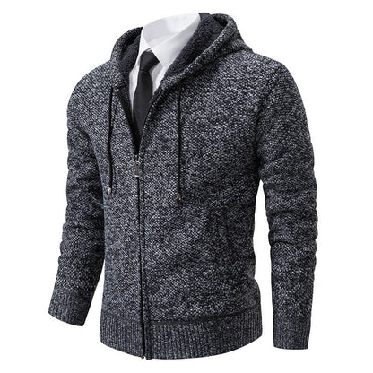 Gemütliche Herren-Strickjacke mit Kapuze